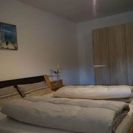 Urbach 19 Apartment *